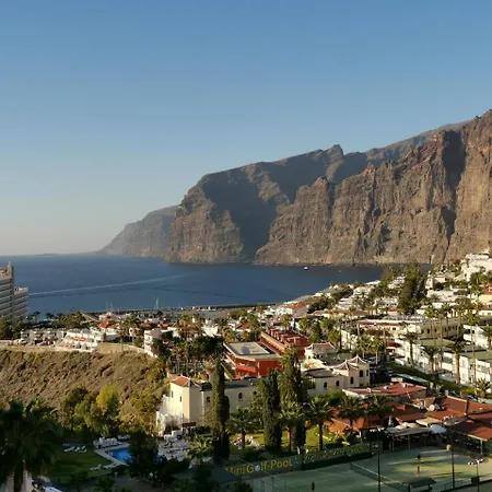 Gigansol Puerto de Santiago (Tenerife)